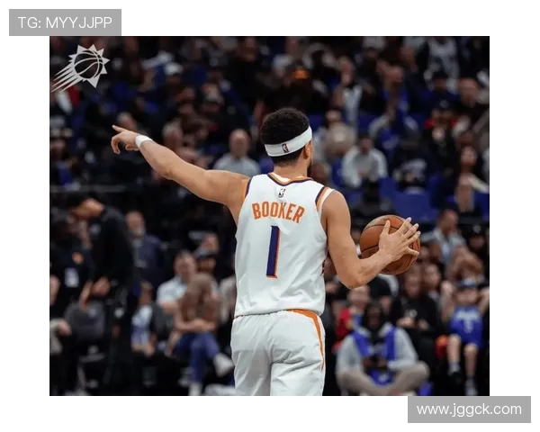 德文·布克：领袖崛起之路与太阳队未来征程分析